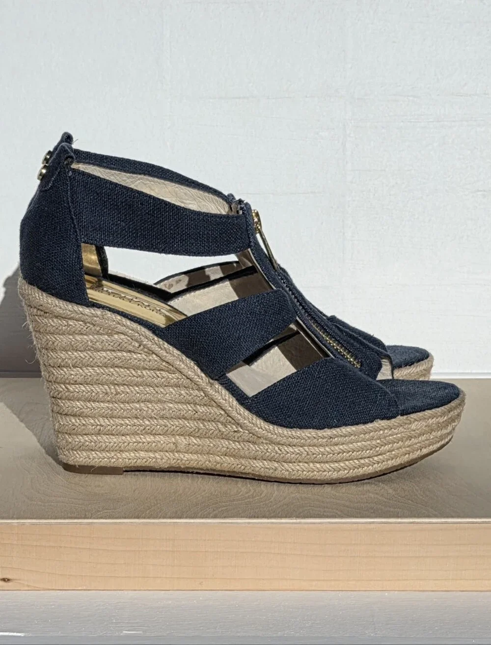 Michael Kors Size 7.5 Navy Fabric Espadrille Wedge Sandals